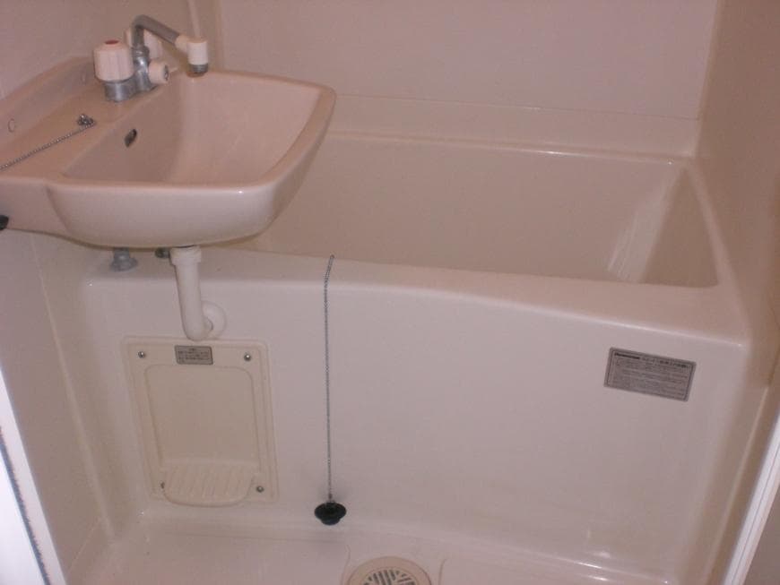 Room image 8