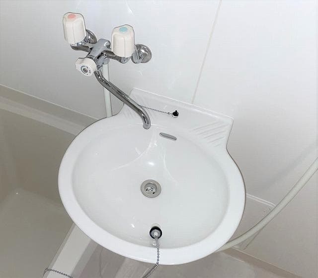 Room image 9
