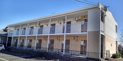 Main exterior of leopalace T&H