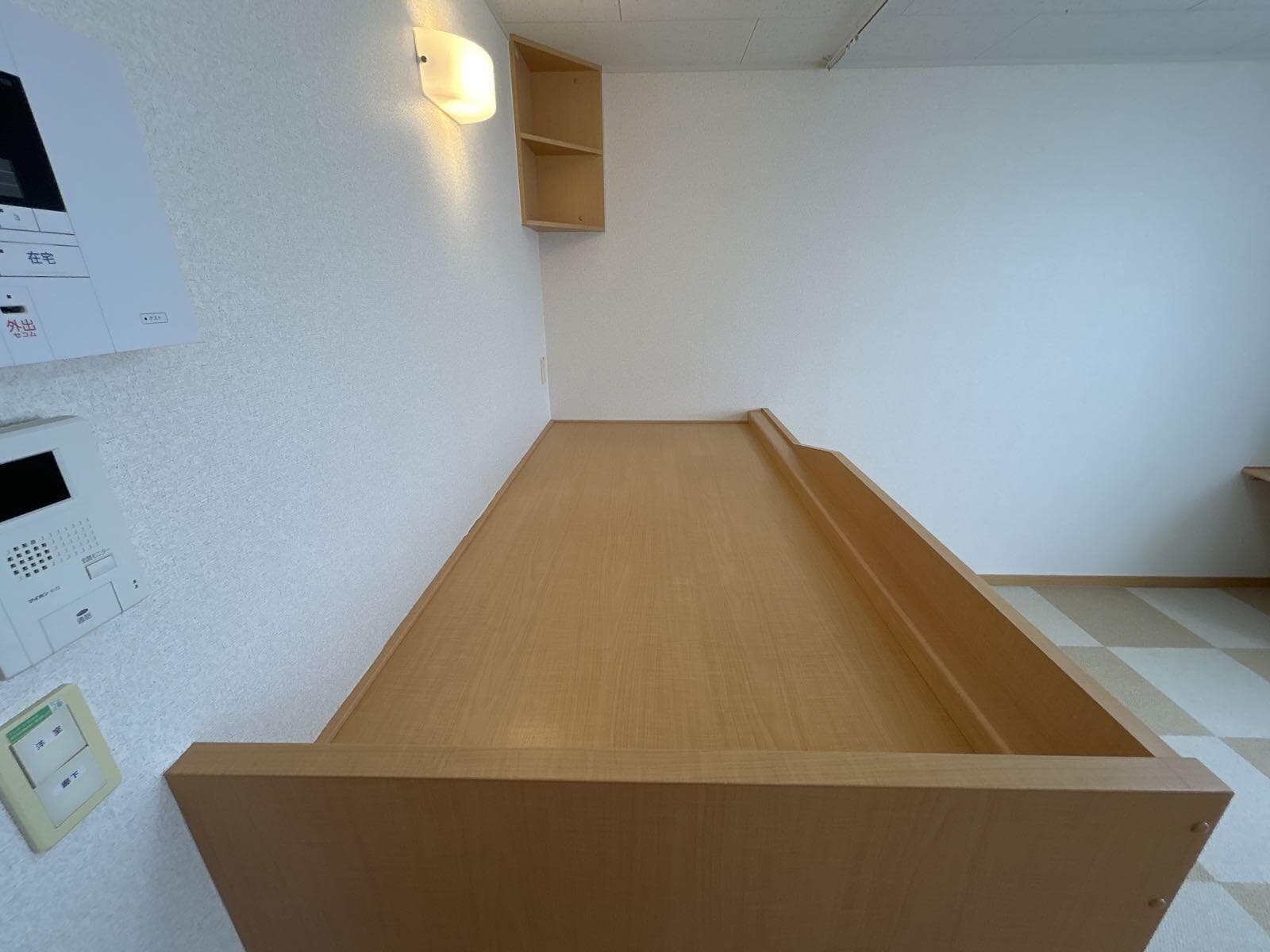 Room image 10
