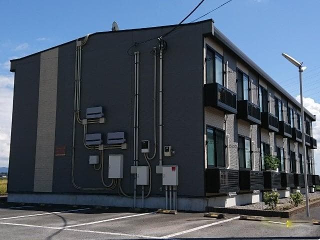 Main exterior of leopalace Zao