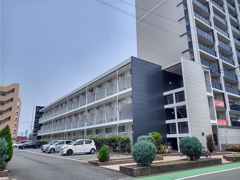 Main exterior of leopalace Harmony Land I