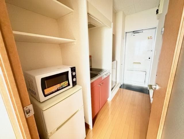 Room image 10