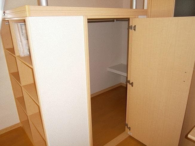 Room image 15