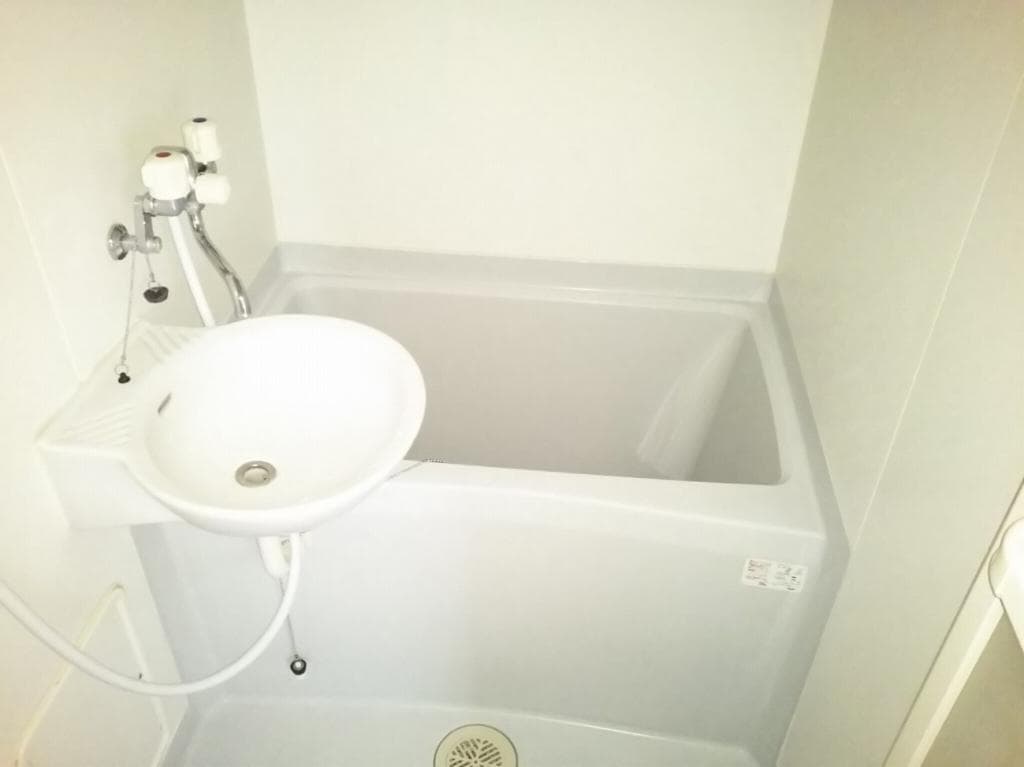 Room image 13