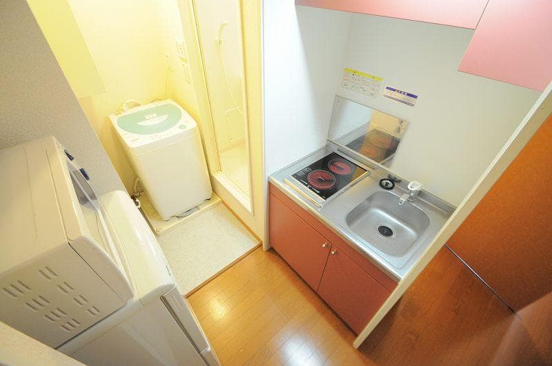Room image 12