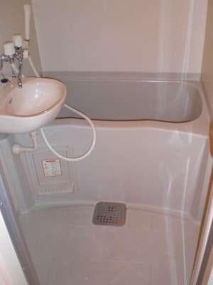 Room image 11