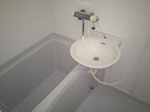 Room image 12