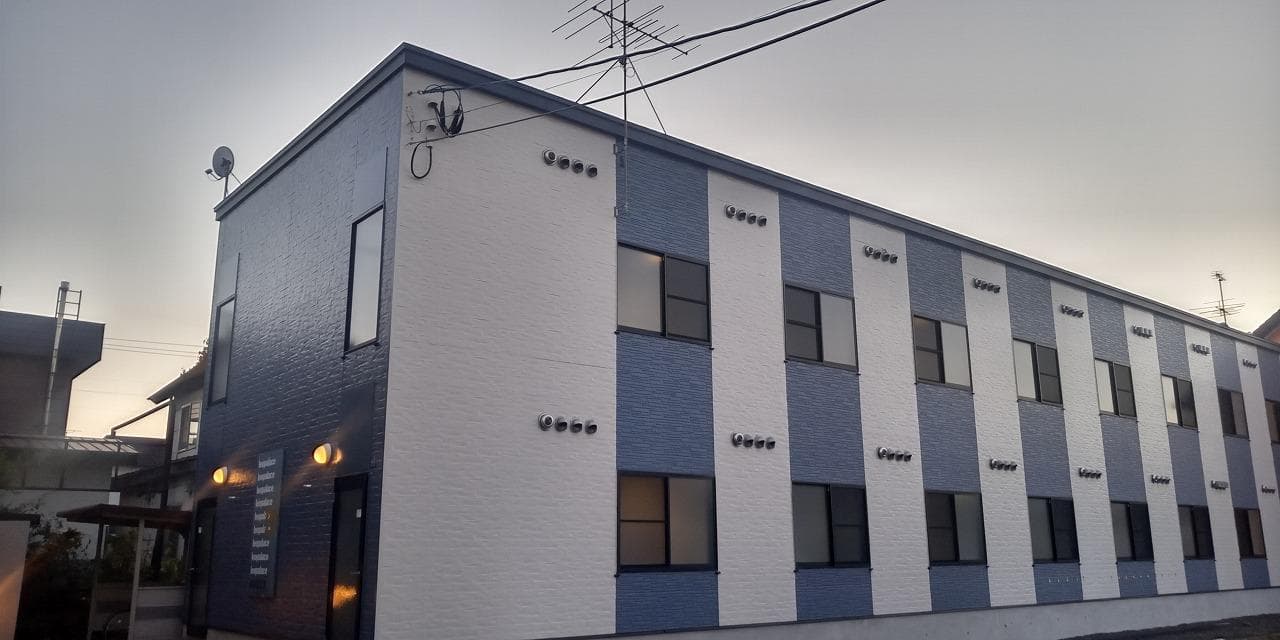 Main exterior of leopalace STS Kitago