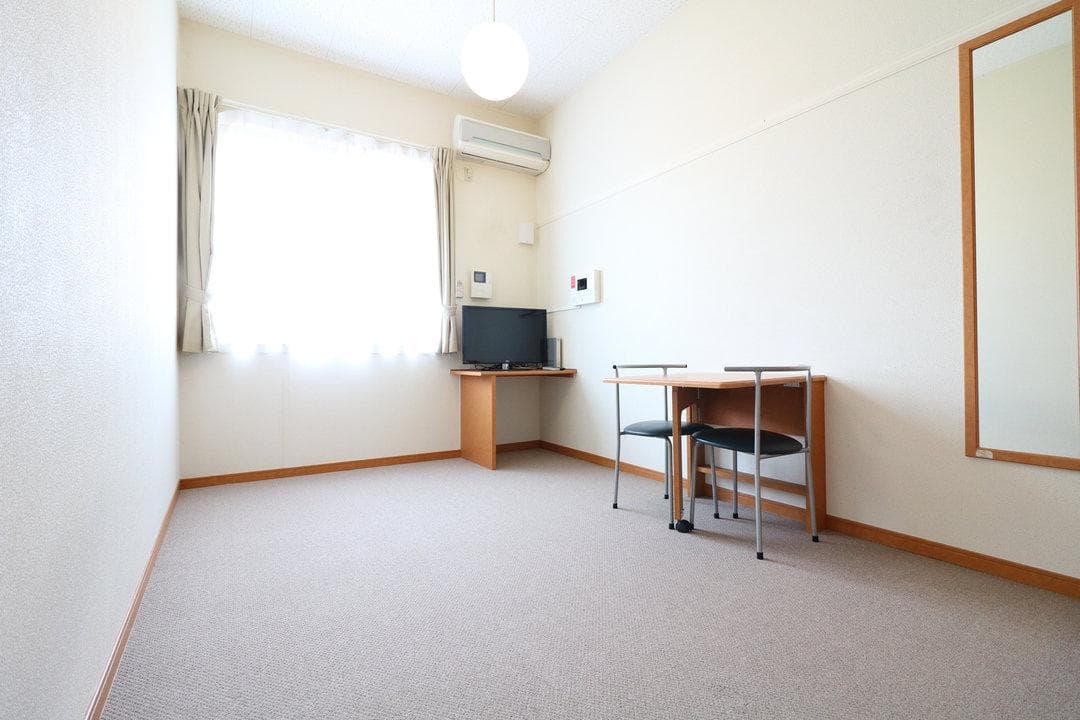 Preview interior of leopalace Yasukiyo K