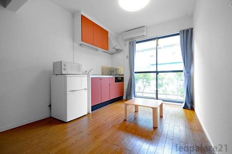 Preview interior of leopalace Green Field