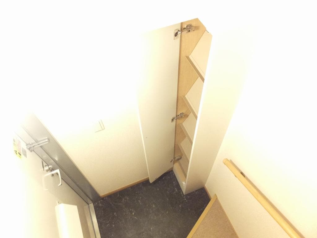 Room image 13