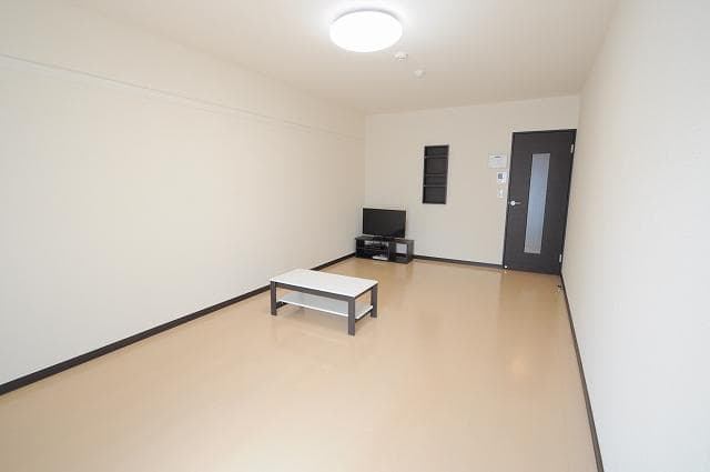 Preview interior of LEONEXT Azul Guminoki