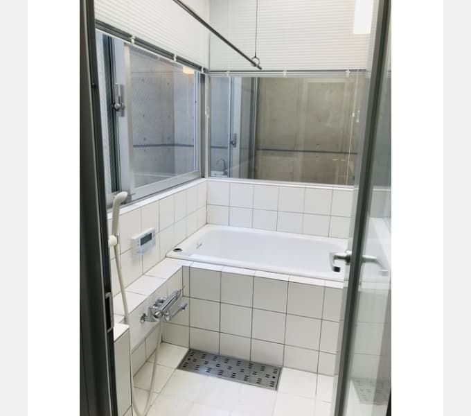 Room image 9