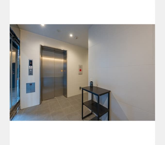 Room image 9
