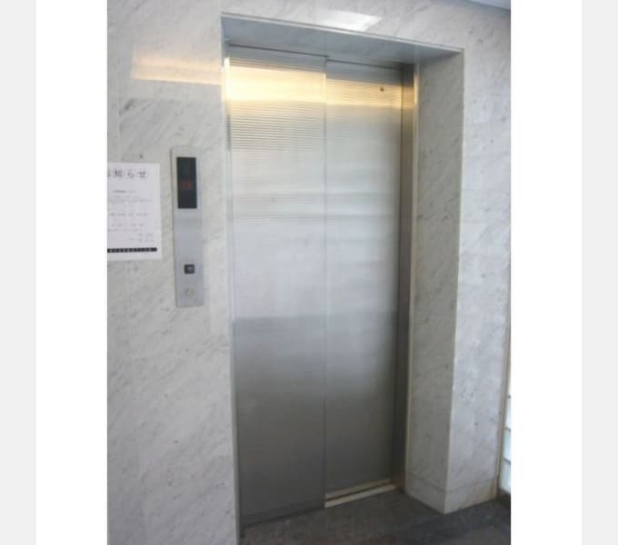 Room image 9