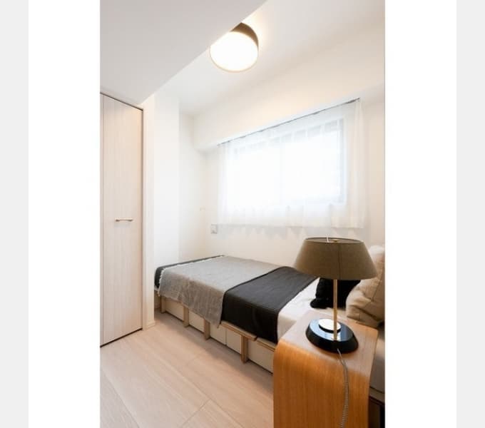 Room image 15