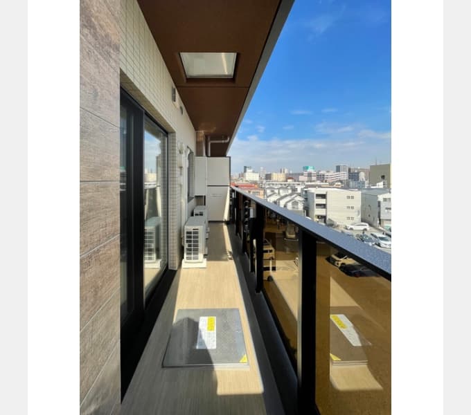 Room image 10