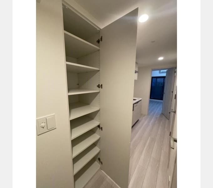 Room image 11