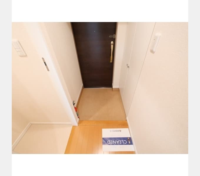 Room image 14