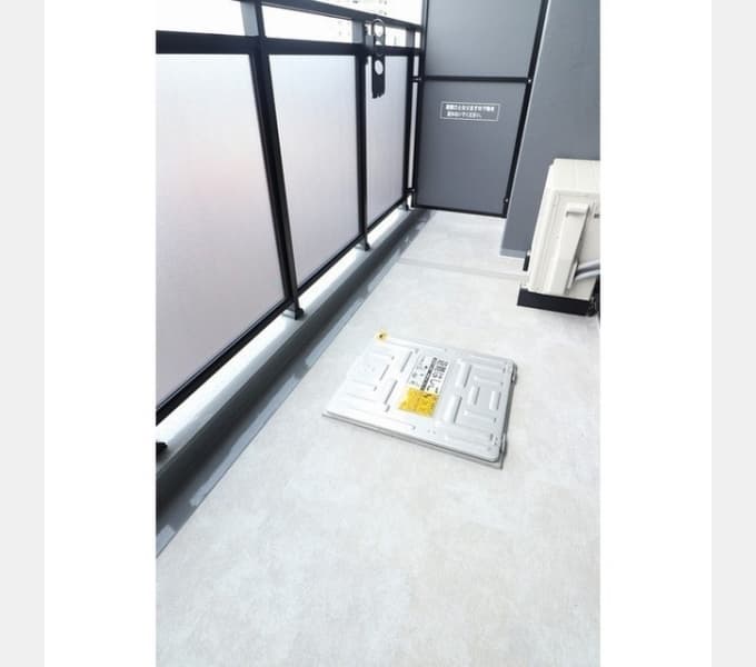 Room image 10