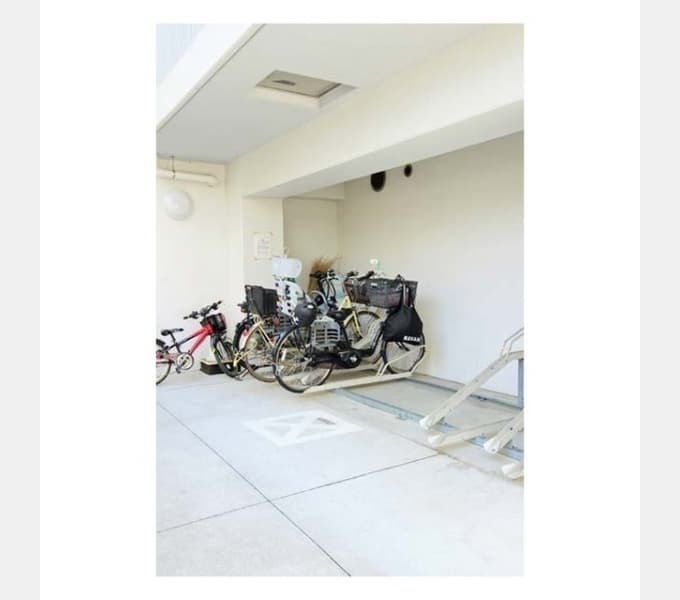 Room image 11