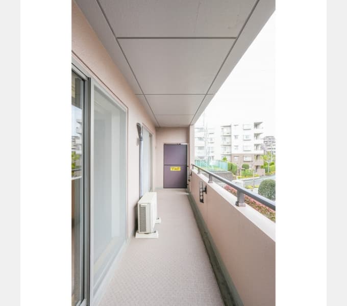 Room image 10