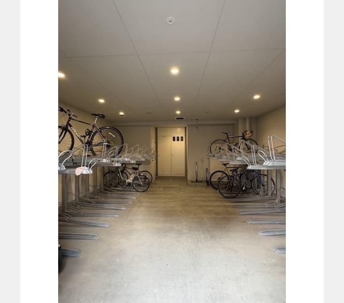 Room image 9
