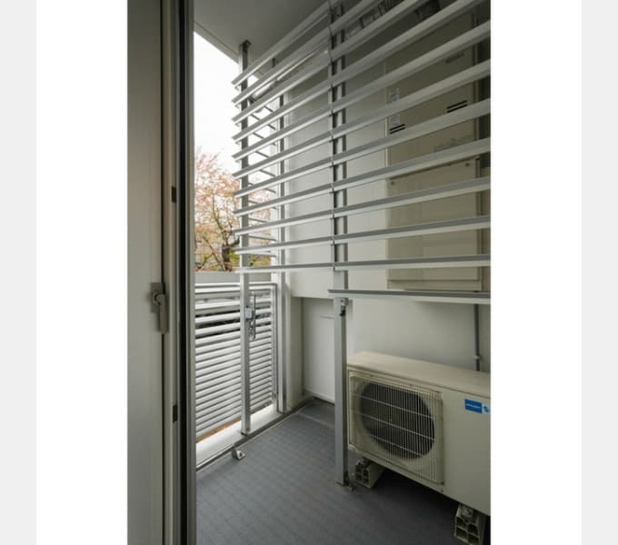 Room image 10