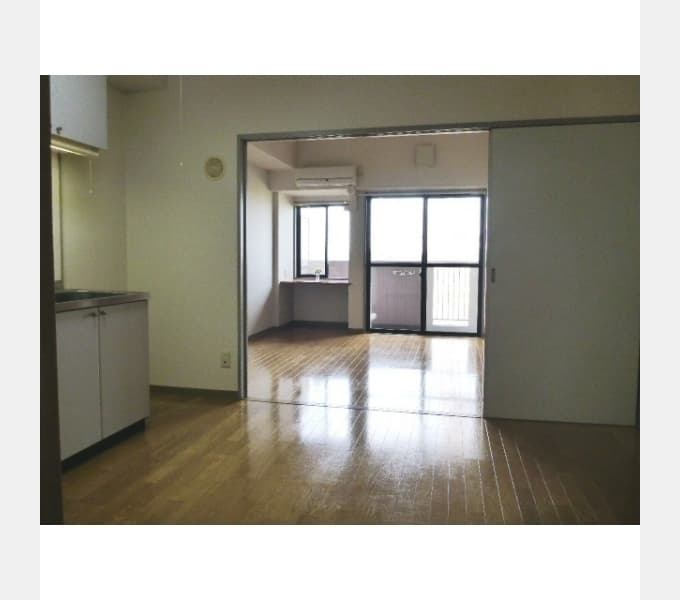 Preview interior of Wise Shin-Yokohama