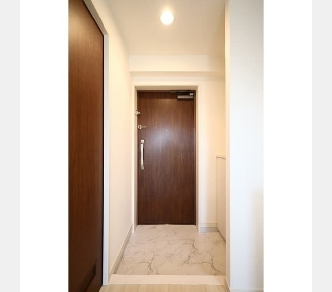 Room image 8
