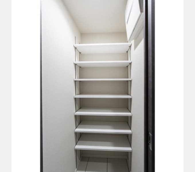 Room image 13