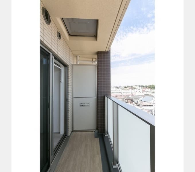 Room image 10