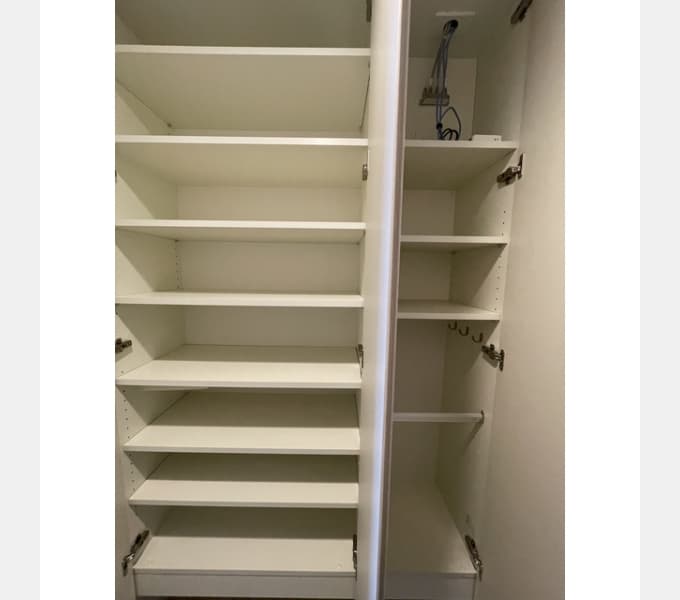 Room image 14