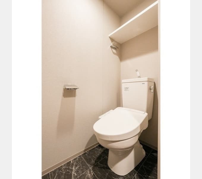 Room image 8