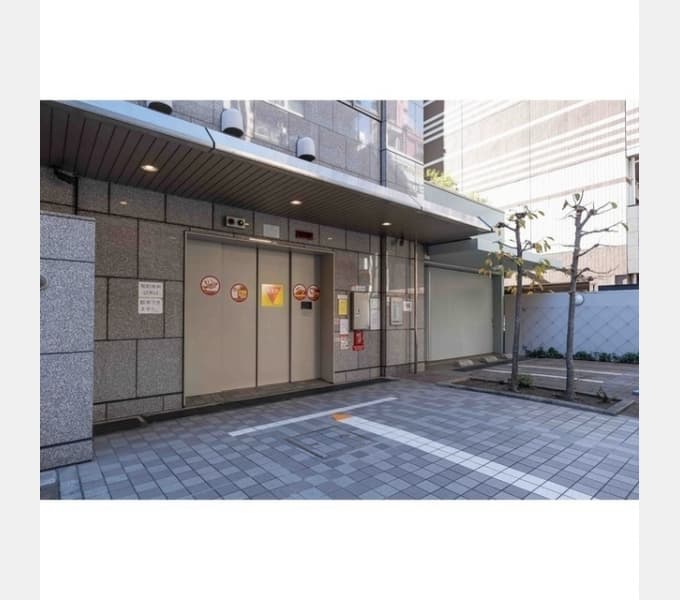 Room image 11