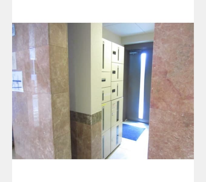 Room image 14
