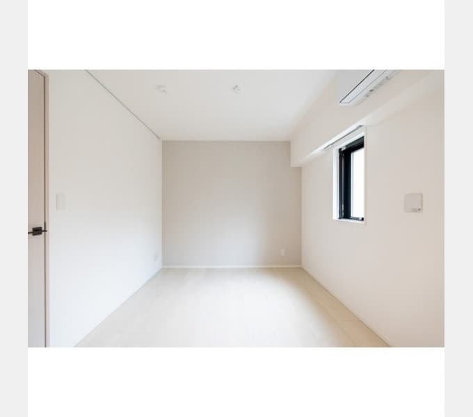 Room image 14