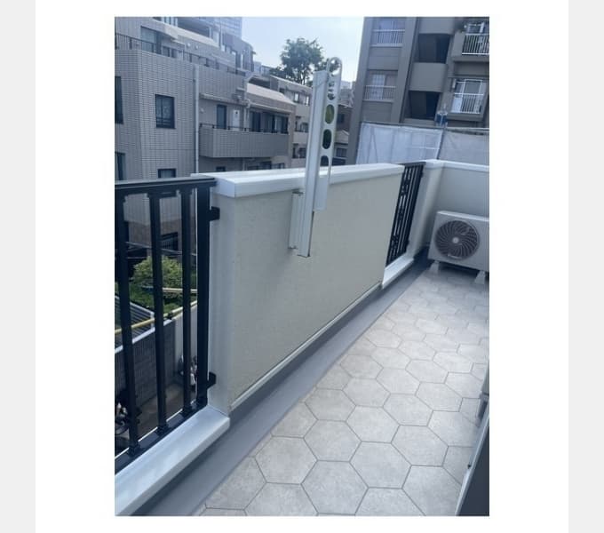 Room image 8