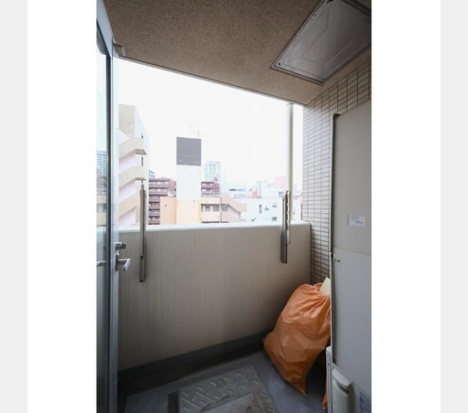 Room image 13