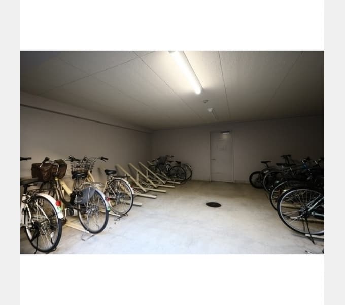 Room image 9