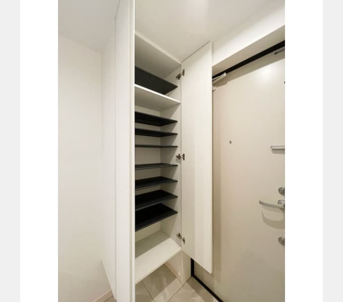 Room image 13