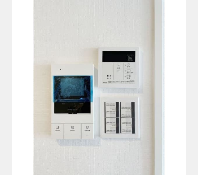Room image 11