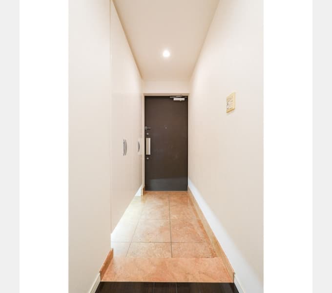 Room image 13