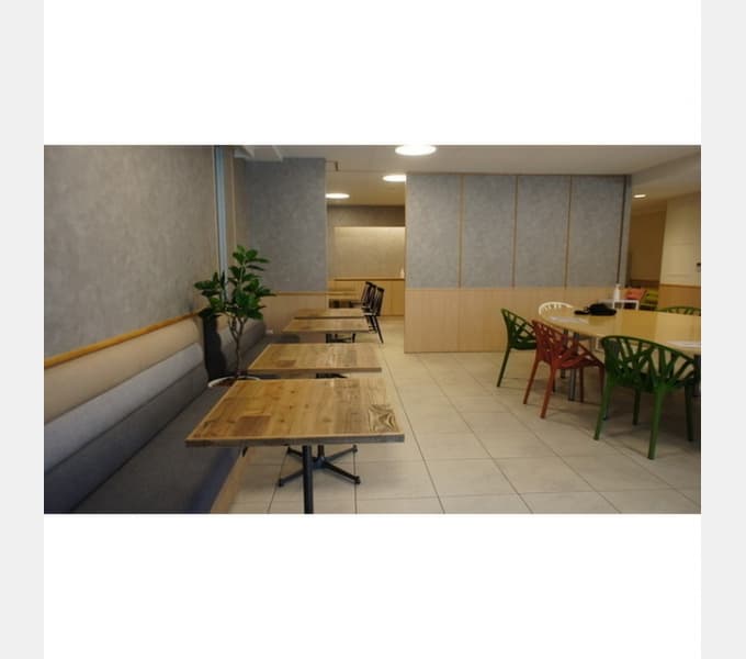 Room image 12