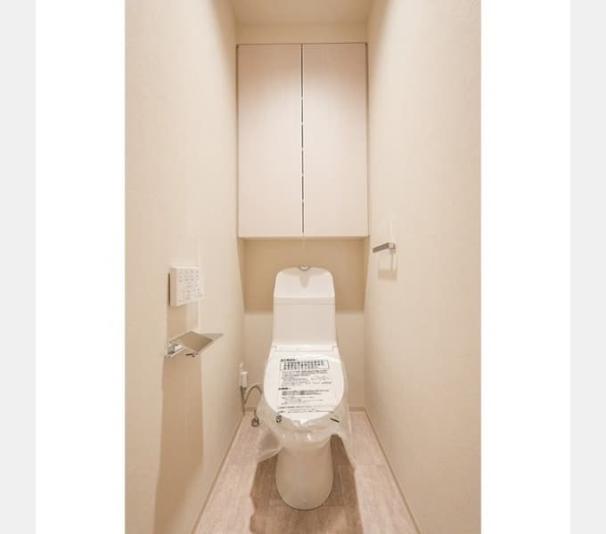 Room image 8