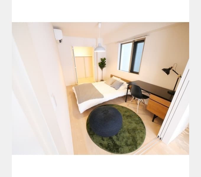 Room image 8