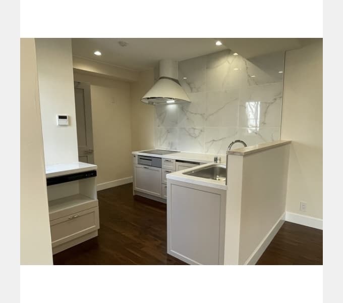 Room image 14