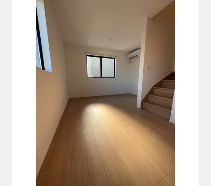 Preview interior of Kolet Tsudanuma