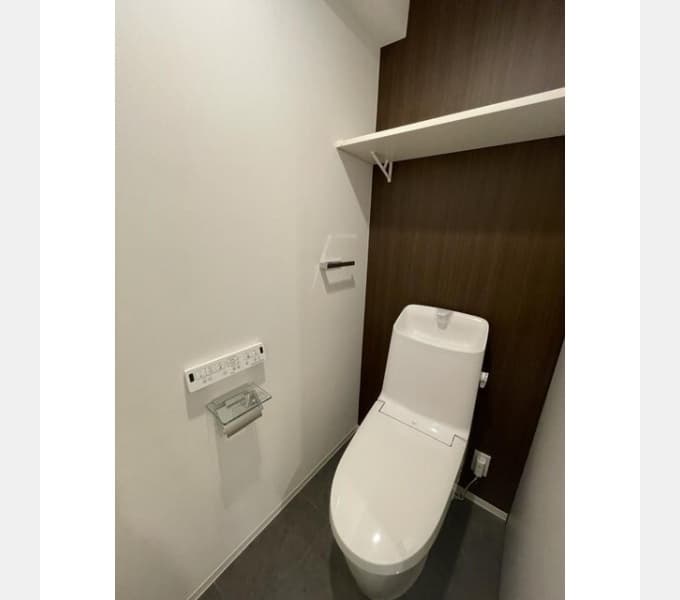 Room image 11